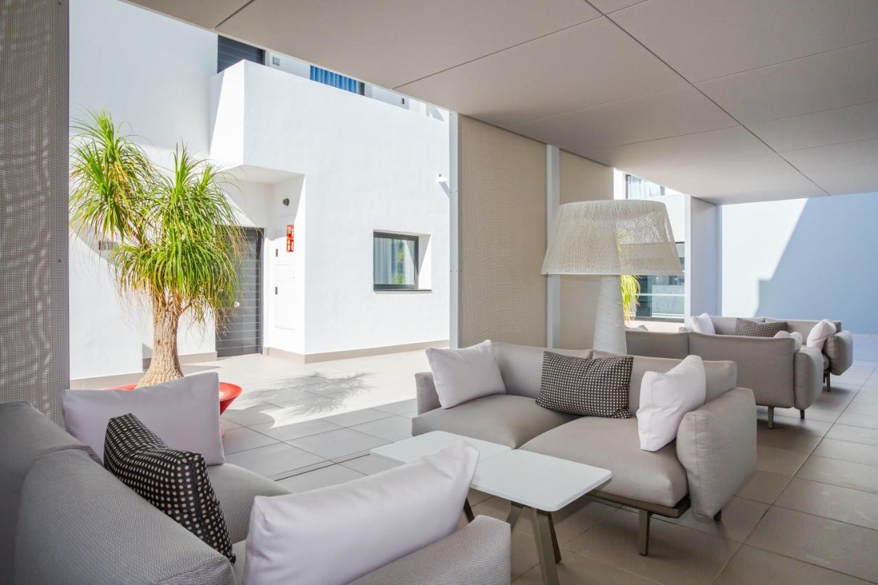 Migjorn Ibiza Suites & Spa Плайя-ден-Босса Екстер'єр фото